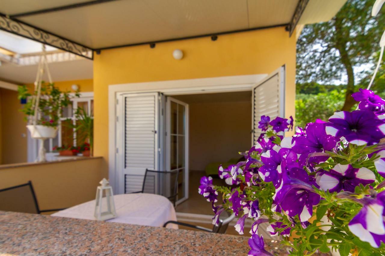Apartman Haus Maja Banjol 외부 사진